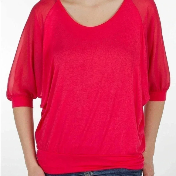 Buckle Red by BKE Dolman sleeve Pieced Top Size Medium - Picture 1 of 6